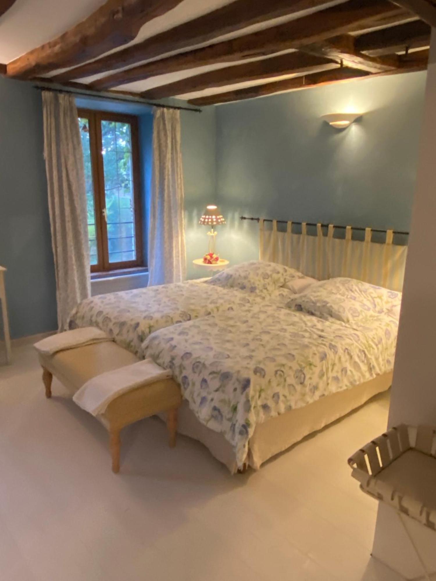 Bed and Breakfast Le Domaine De Moroges Zewnętrze zdjęcie